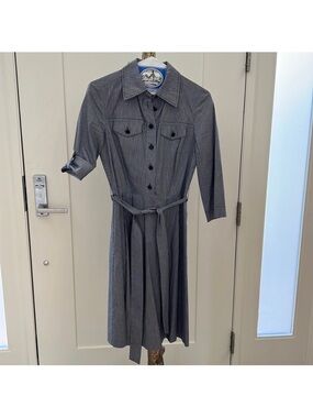 Tory Burch like new blue check dress size 2 pleat skirt button front lined dress